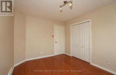 742 MARIGOLD STREET London North (North C) Ontario photo 24