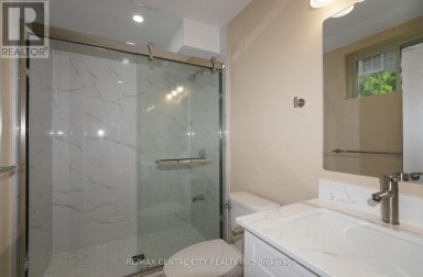 742 MARIGOLD STREET London North (North C) Ontario photo 28