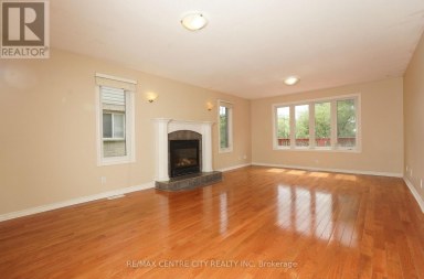 742 MARIGOLD STREET London North (North C) Ontario photo 3