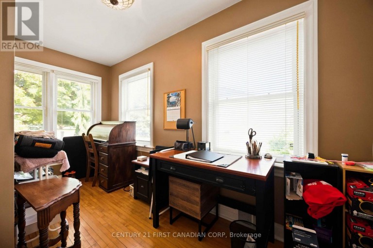 1027 LONDON ROAD, Sarnia, Ontario, N7S1N9