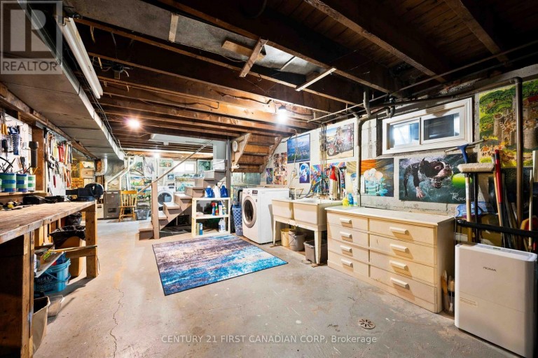 1027 LONDON ROAD, Sarnia, Ontario, N7S1N9