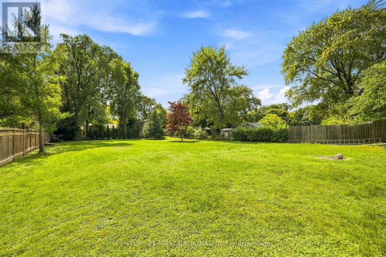 1027 LONDON ROAD, Sarnia, Ontario, N7S1N9