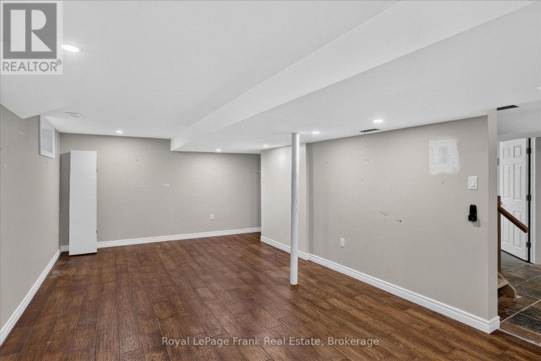 174 SOPHIA STREET, Peterborough (Ashburnham Ward 4), Ontario, K9H1E5