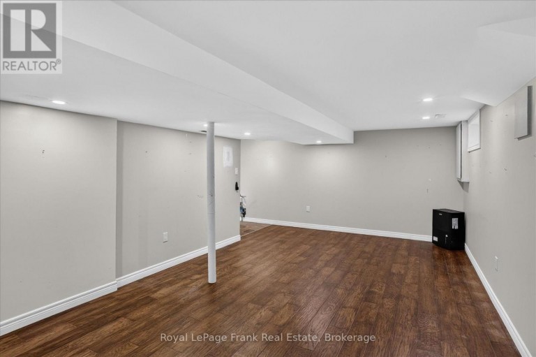 174 SOPHIA STREET, Peterborough (Ashburnham Ward 4), Ontario, K9H1E5