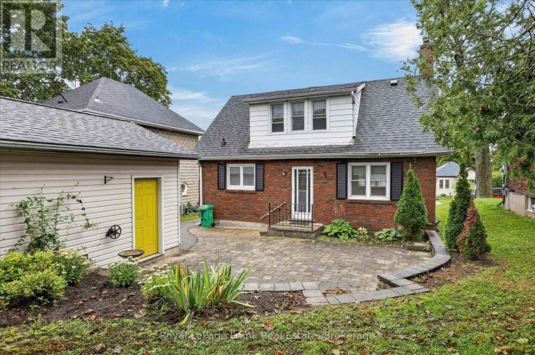 174 SOPHIA STREET, Peterborough (Ashburnham Ward 4), Ontario, K9H1E5