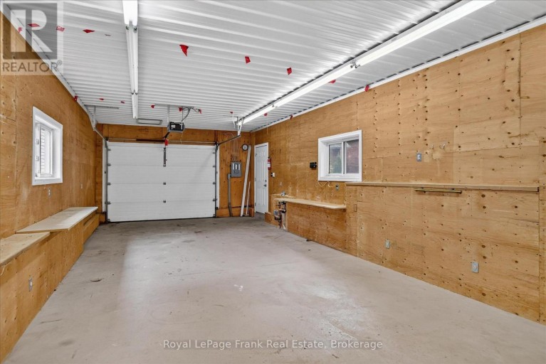 174 SOPHIA STREET, Peterborough (Ashburnham Ward 4), Ontario, K9H1E5
