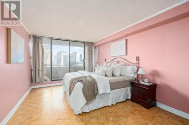 1507 - 380 KING STREET London East (East K) Ontario photo 15