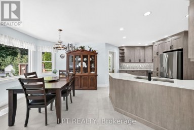 10011 JENNA ROAD Lambton Shores (Grand Bend) Ontario photo 10