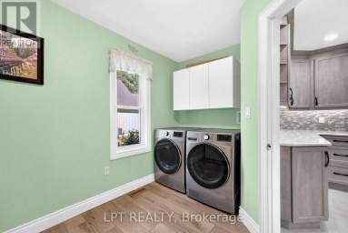10011 JENNA ROAD Lambton Shores (Grand Bend) Ontario photo 18