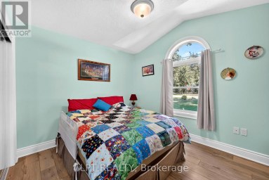10011 JENNA ROAD Lambton Shores (Grand Bend) Ontario photo 22