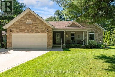 10011 JENNA ROAD Lambton Shores (Grand Bend) Ontario photo 3