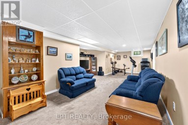 10011 JENNA ROAD Lambton Shores (Grand Bend) Ontario photo 30