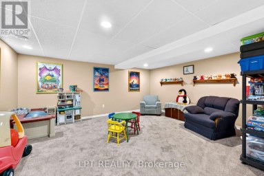 10011 JENNA ROAD Lambton Shores (Grand Bend) Ontario photo 31