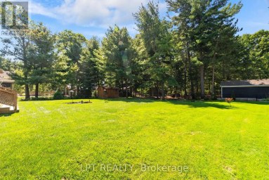10011 JENNA ROAD Lambton Shores (Grand Bend) Ontario photo 37