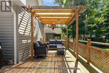 10011 JENNA ROAD Lambton Shores (Grand Bend) Ontario photo 43