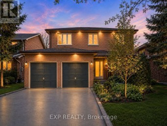 51 SANDERSON CRESCENT Richmond Hill (North Richvale) Ontario photo 1