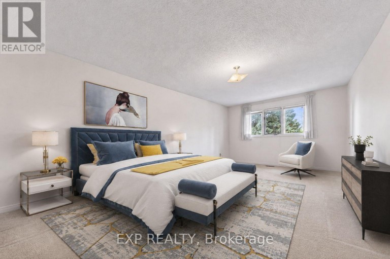51 SANDERSON CRESCENT, Richmond Hill (North Richvale), Ontario, L4C5L5
