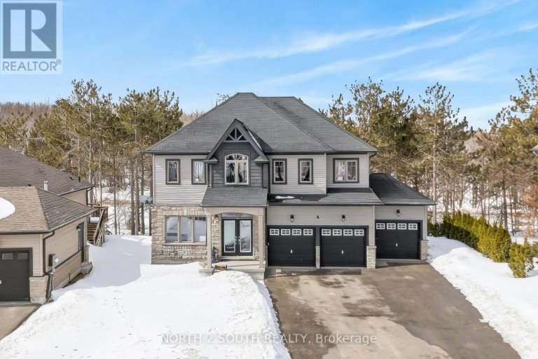 4 BOVILLE COURT, Oro-Medonte (Horseshoe Valley), Ontario, L0L2L0