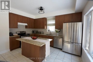 4 BOVILLE COURT Oro-Medonte (Horseshoe Valley) Ontario photo 13