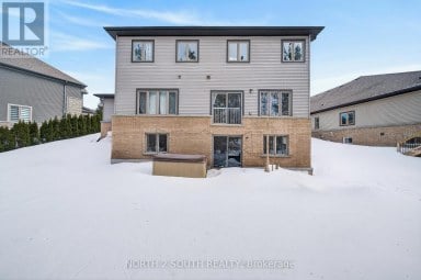 4 BOVILLE COURT Oro-Medonte (Horseshoe Valley) Ontario photo 5