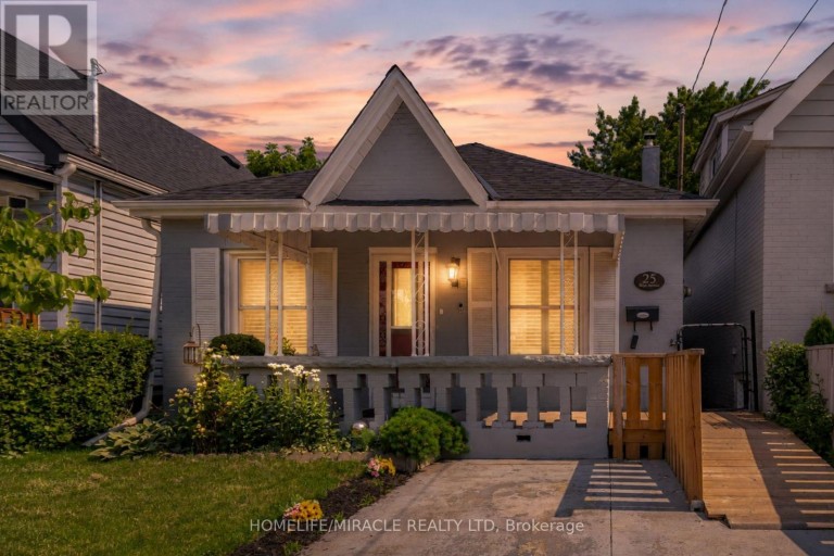 25 HOPE AVENUE, Hamilton (Crown Point), Ontario, L8H2E1