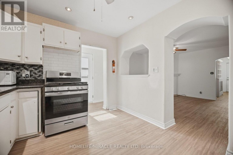 25 HOPE AVENUE, Hamilton (Crown Point), Ontario, L8H2E1