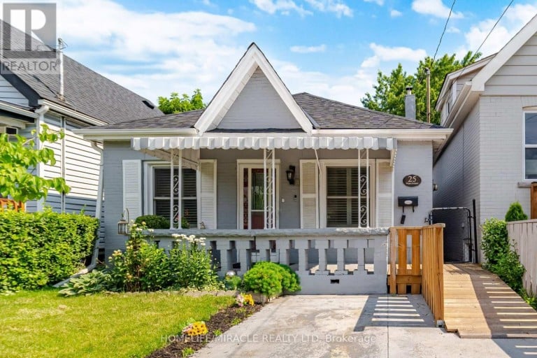 25 HOPE AVENUE, Hamilton (Crown Point), Ontario, L8H2E1