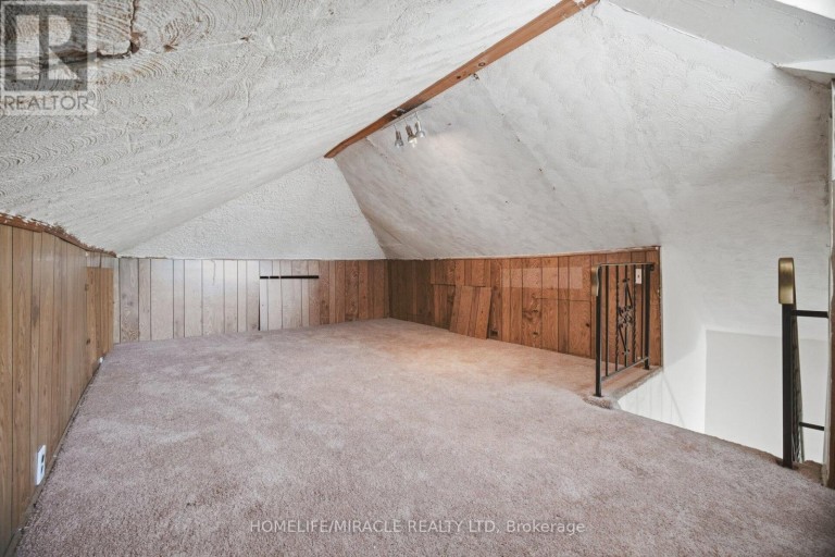 25 HOPE AVENUE, Hamilton (Crown Point), Ontario, L8H2E1