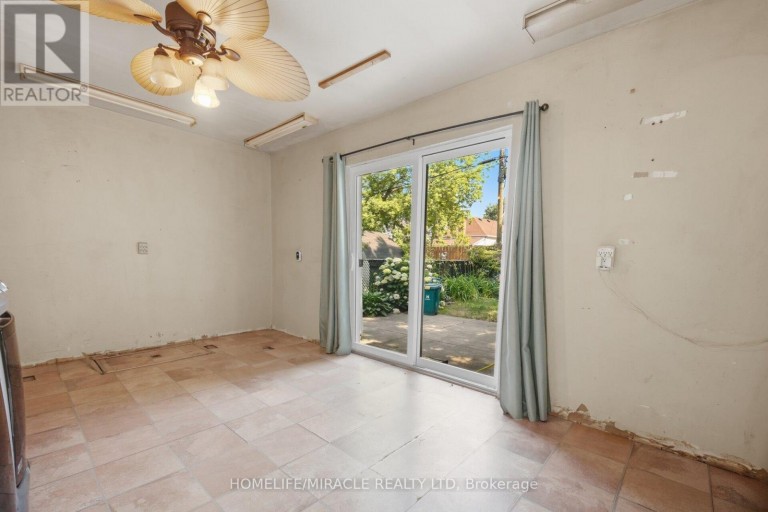 25 HOPE AVENUE, Hamilton (Crown Point), Ontario, L8H2E1