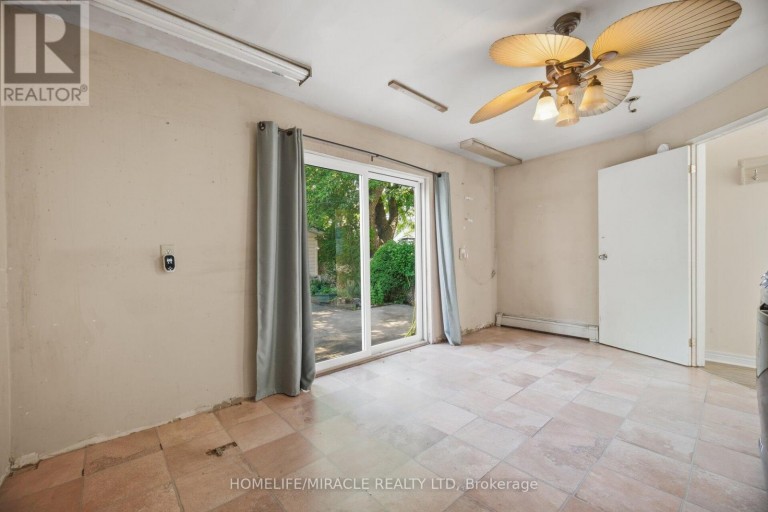 25 HOPE AVENUE, Hamilton (Crown Point), Ontario, L8H2E1