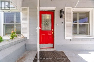 25 HOPE AVENUE Hamilton (Crown Point) Ontario photo 4