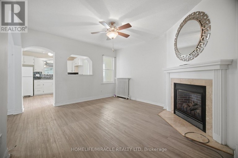 25 HOPE AVENUE, Hamilton (Crown Point), Ontario, L8H2E1