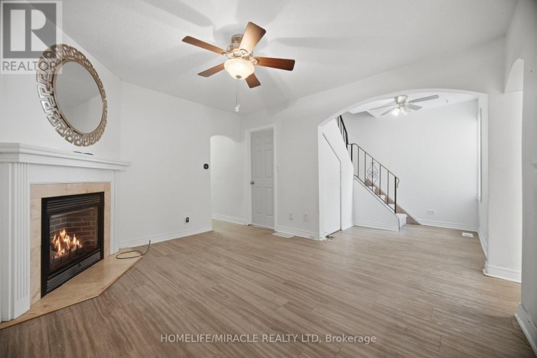 25 HOPE AVENUE, Hamilton (Crown Point), Ontario, L8H2E1