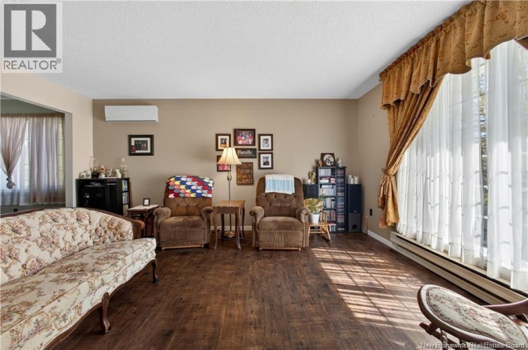 20 Adams Avenue, Miramichi, New Brunswick, E1V2W3