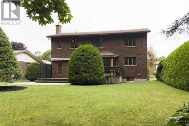 109 Greenview LN Sault Ste. Marie Ontario photo 8
