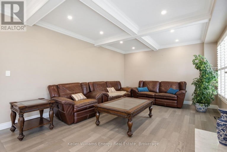 26 SUNDERLAND MEADOWS DRIVE, Brock (Sunderland), Ontario, L0C1H0