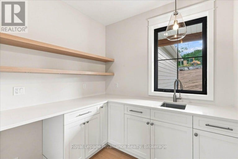 1567 CLEARVIEW ROAD, Centre Hastings, Ontario, K0K2Y0