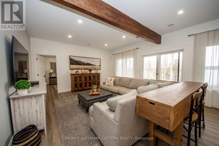 24 RORY DRIVE, Selwyn, Ontario, K0L2H0