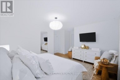243 FERRAGINE CRESCENT Bradford West Gwillimbury (Bradford) Ontario photo 22