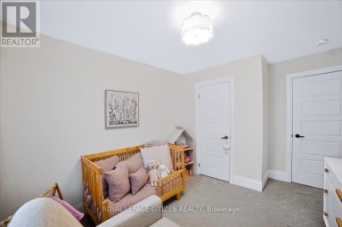 243 FERRAGINE CRESCENT Bradford West Gwillimbury (Bradford) Ontario photo 30