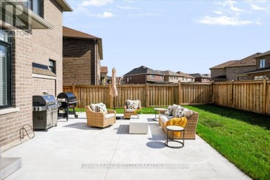 243 FERRAGINE CRESCENT Bradford West Gwillimbury (Bradford) Ontario photo 37