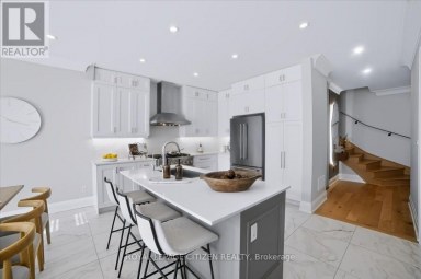 243 FERRAGINE CRESCENT Bradford West Gwillimbury (Bradford) Ontario photo 4