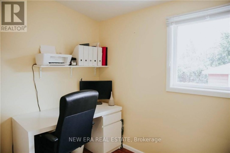 1 VERA COURT, Hamilton (Corman), Ontario, L8K4G7