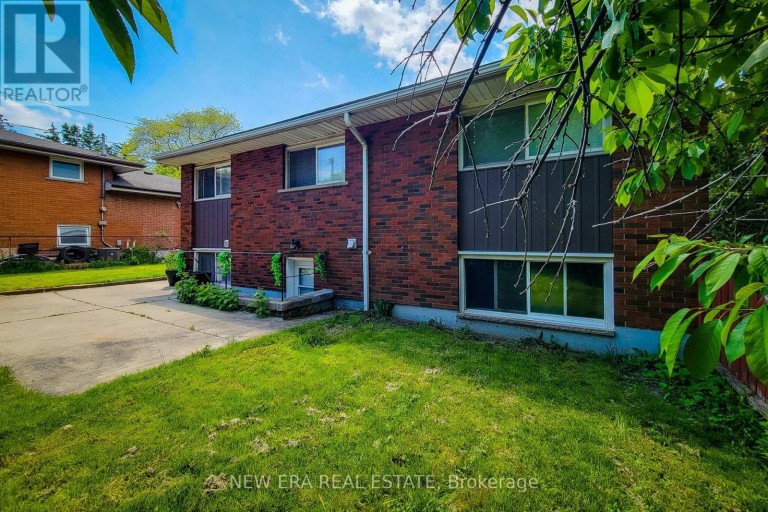 1 VERA COURT, Hamilton (Corman), Ontario, L8K4G7