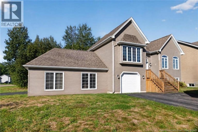 72 Bonaventure, Dieppe, New Brunswick, E1A4S2 (ID NB146987)