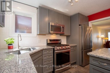 3133 FRANCES STEWART ROAD Peterborough (Ashburnham Ward 4) Ontario photo 9