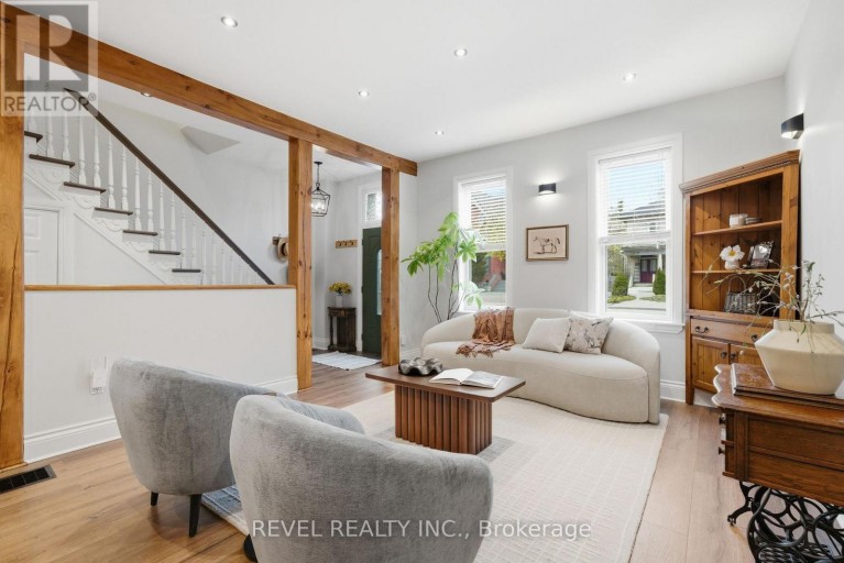 52 CAMBRIDGE STREET N, Kawartha Lakes (Lindsay), Ontario, K9V4C7