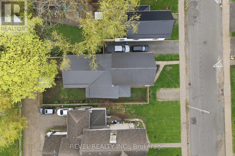 52 CAMBRIDGE STREET N, Kawartha Lakes (Lindsay), Ontario, K9V4C7