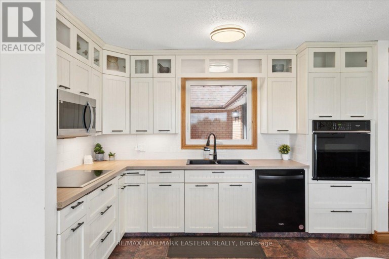 49 GRANDVIEW DRIVE, Kawartha Lakes (Emily), Ontario, K0L2W0
