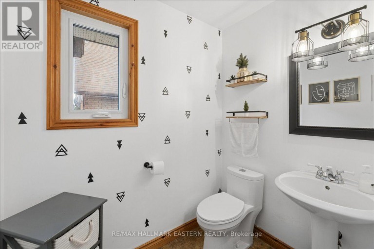 49 GRANDVIEW DRIVE, Kawartha Lakes (Emily), Ontario, K0L2W0